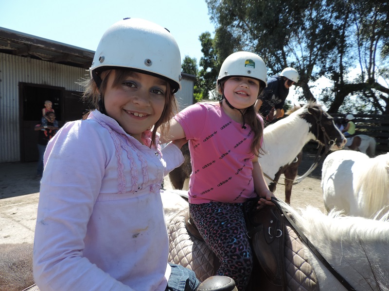 Students setting out from Mt Rinaldi Riding School